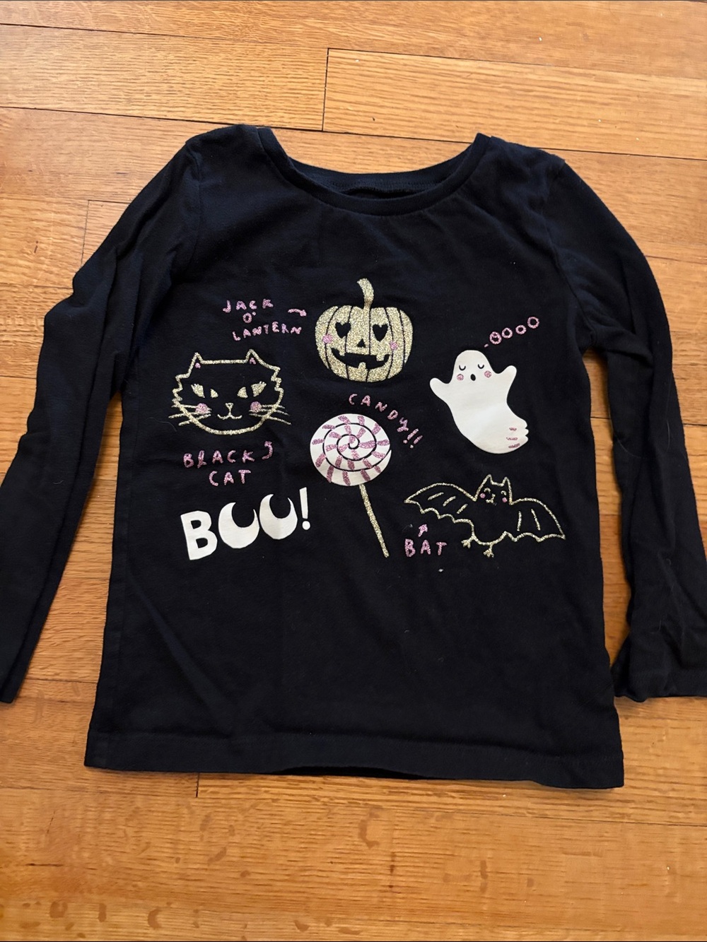 Girls 4T Halloween bundle: PJs, sweatshirt, shirt - Picture 13 of 16